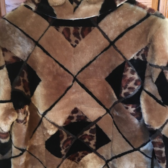 Leopard printed shearling leather jacket - Picture 2 of 9